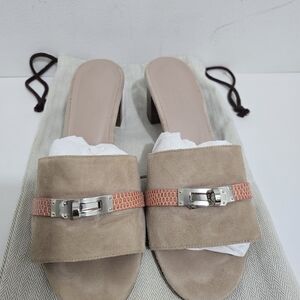 Hermes Rare Sandals Gigi 50 Goatskin and Lizard (Size 37.5), Beige/Coral